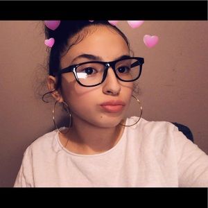 Meet your Posher, Dora